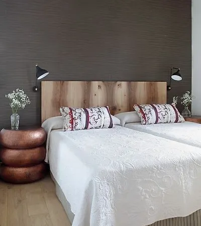 Hotel Artesa & (adults Only)